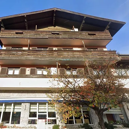 In Zell Am Near * زيل أم سي